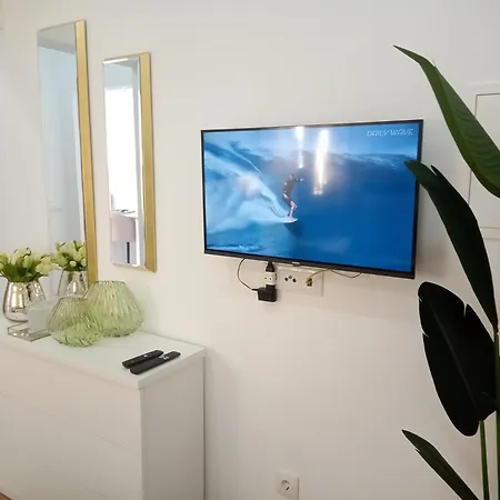 בית נופש At Maries 4 *