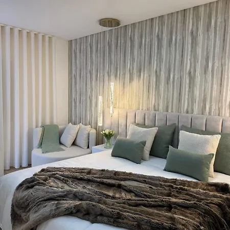 At Maries 4 בית נופש *