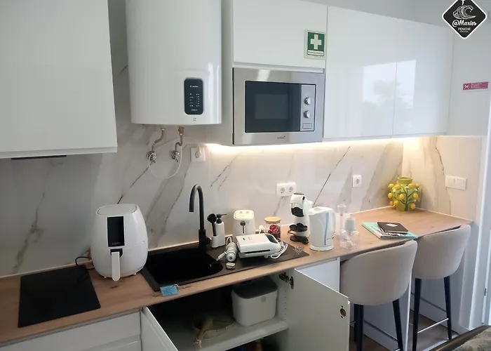 At Maries 4 * Пениши